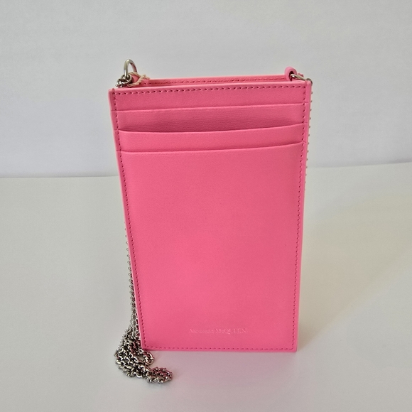 Alexander McQueen Skull Leather Phone-Case-On-Chain Fuchsia - Picture 4 of 8